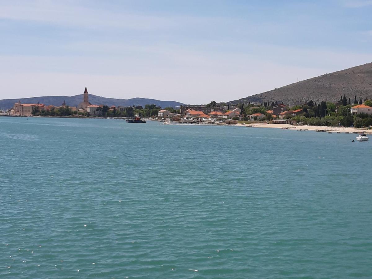 Apartman Petrovic City Center Trogir Exterior foto
